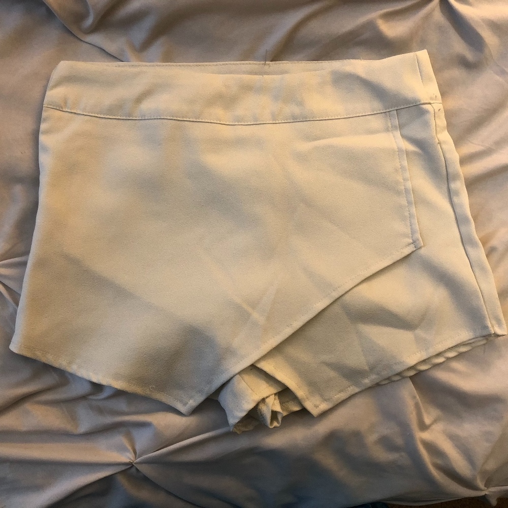 White envelope skirt